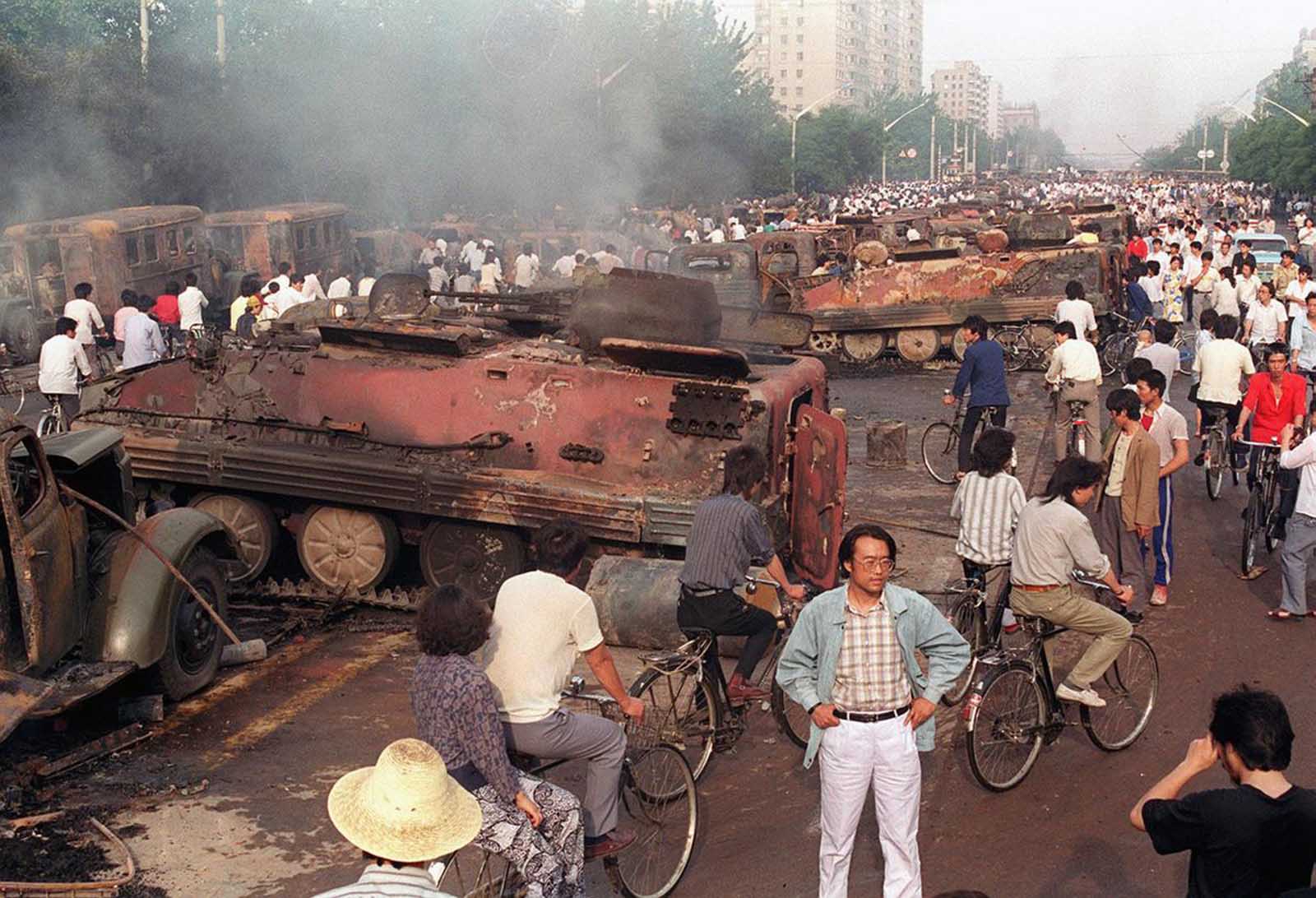 Read more about the article Mindst 1400 dræbt og 10.000 såret ved massakren i Beijing