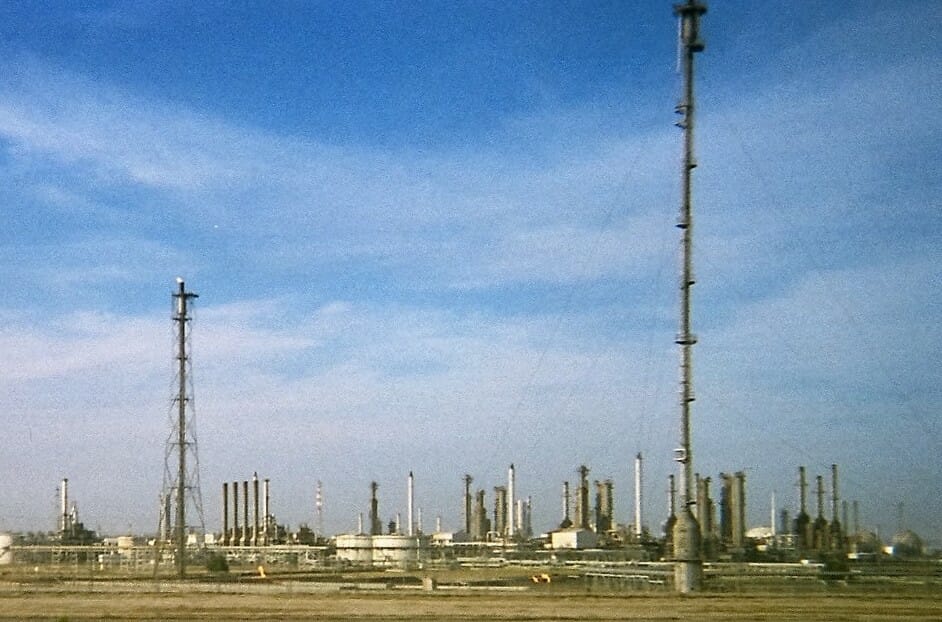 Read more about the article Irak bekylder Kuwait for at dumpe oliepriser og stjæle olie