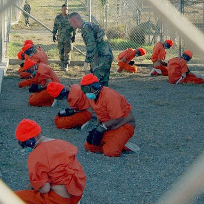 Read more about the article Fangerne på Guantanamo splitter USA