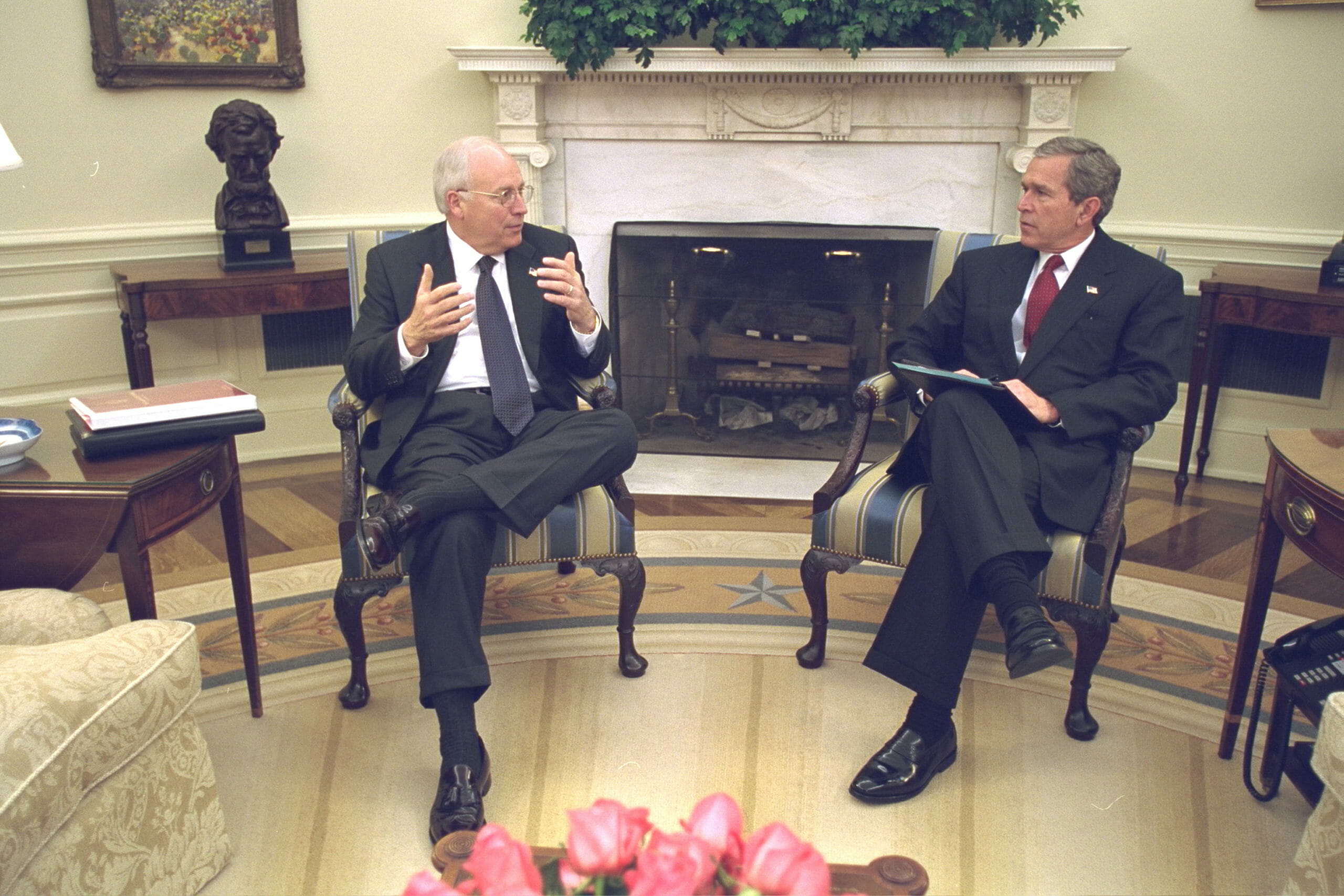 Read more about the article Bush: Vi har de nødvendige beviser for masse-ødelæggelsesvåben i Irak
