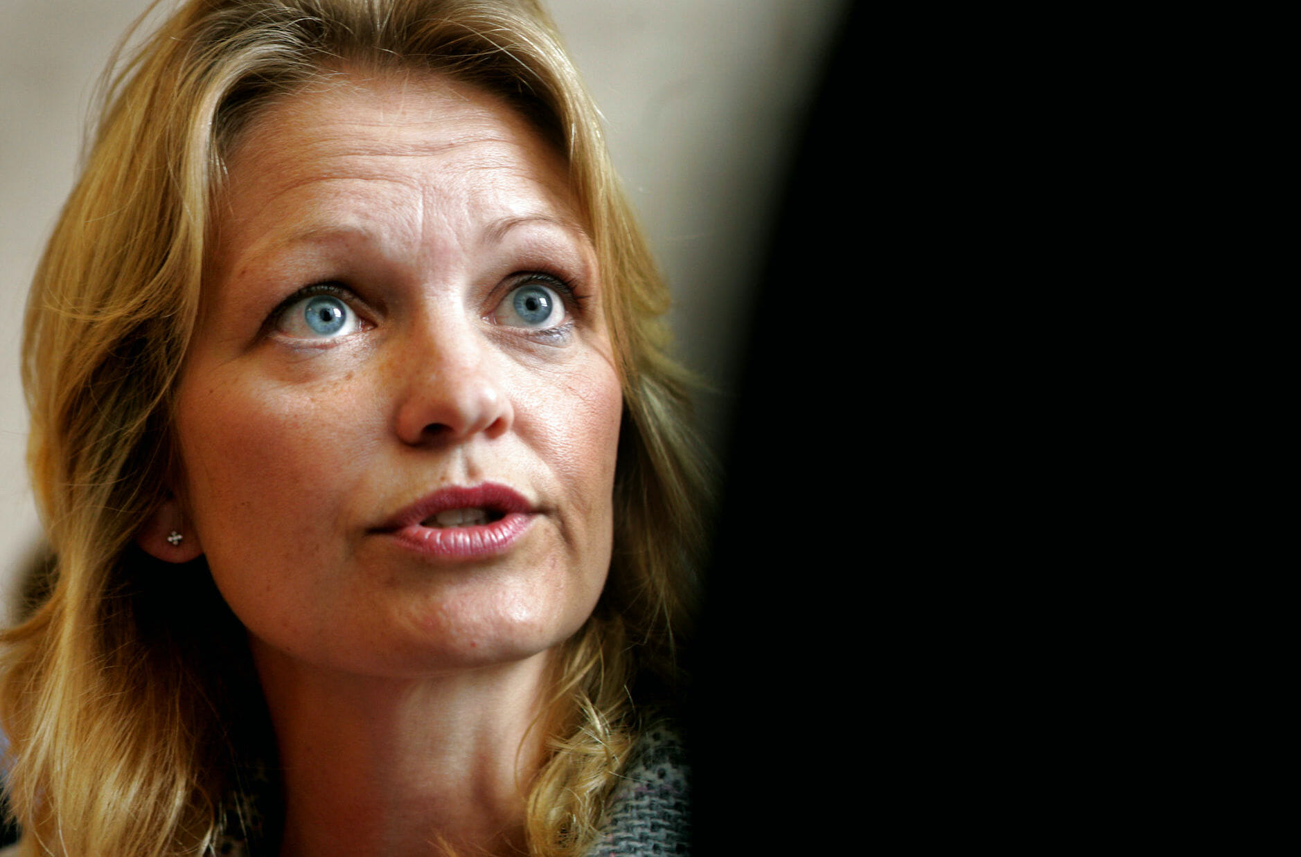 Read more about the article Ulighed ikke et problem: Socialminister Eva Kjer Hansen i stormvejr