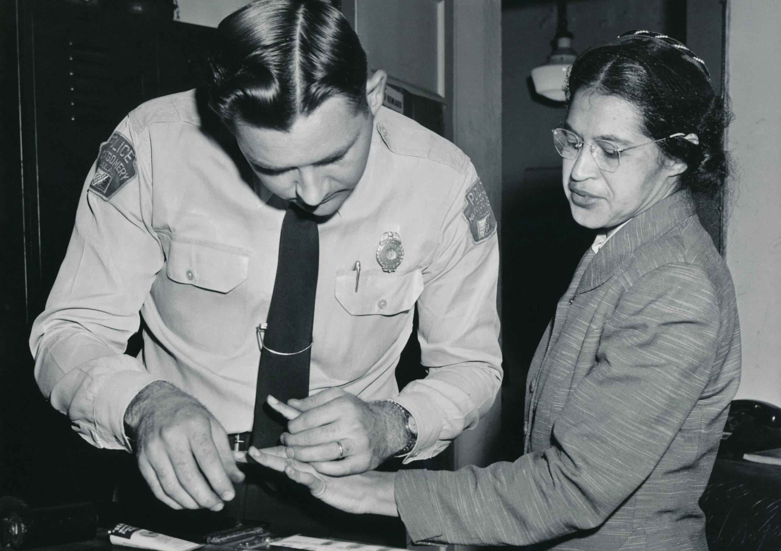 Read more about the article Borgerretsbevægelsens “moder”, Rosa Parks, er død