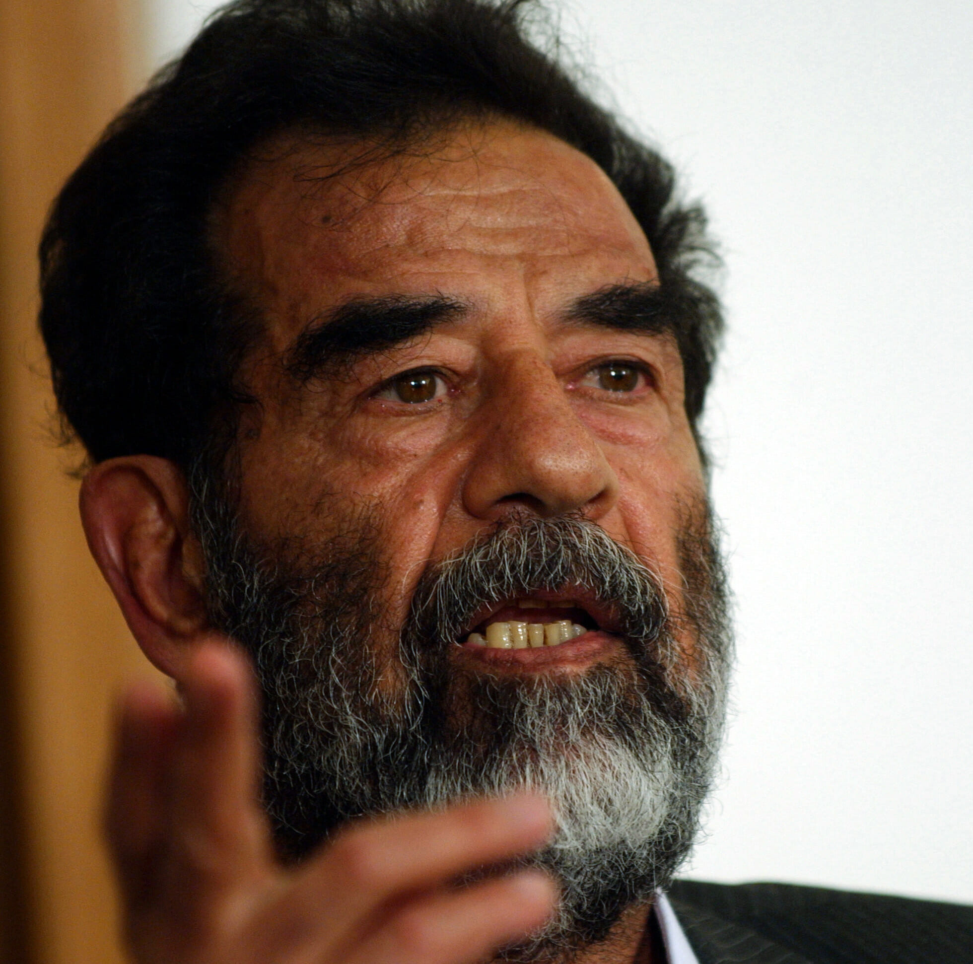 Read more about the article Saddam henrettet ved hængning tidligt lørdag