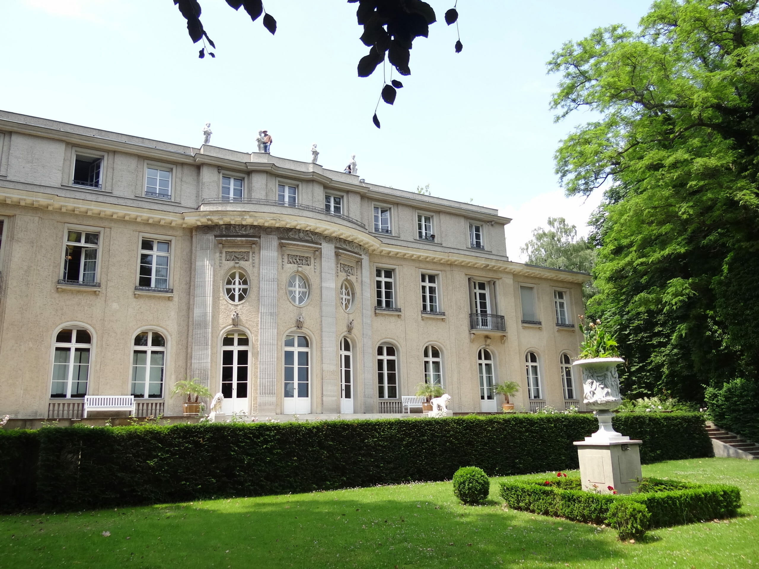 Read more about the article FAKTA: Wannsee-konferencen