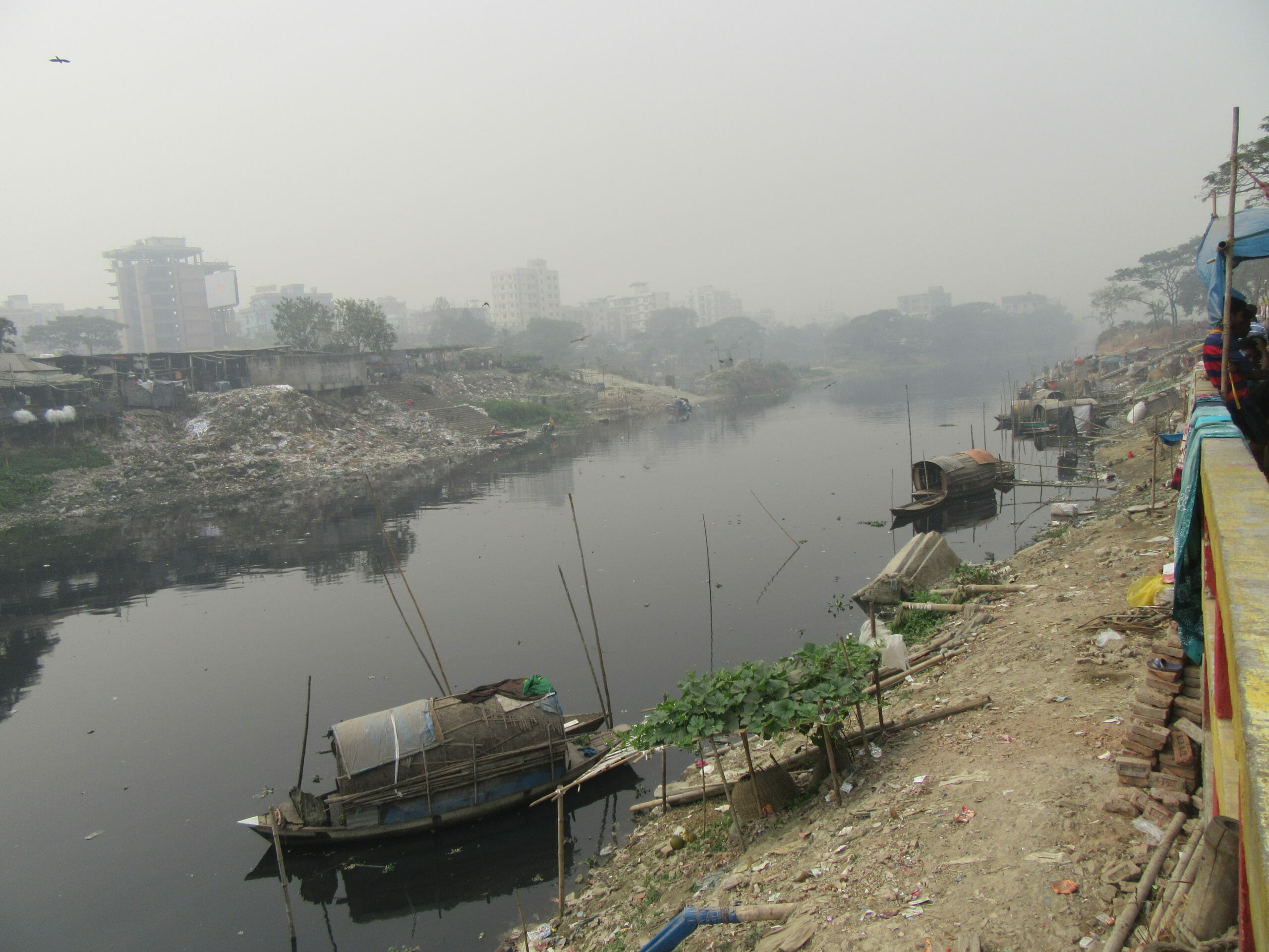 Read more about the article 600 tekstilarbejdere syge af forurenet vand i Bangladesh