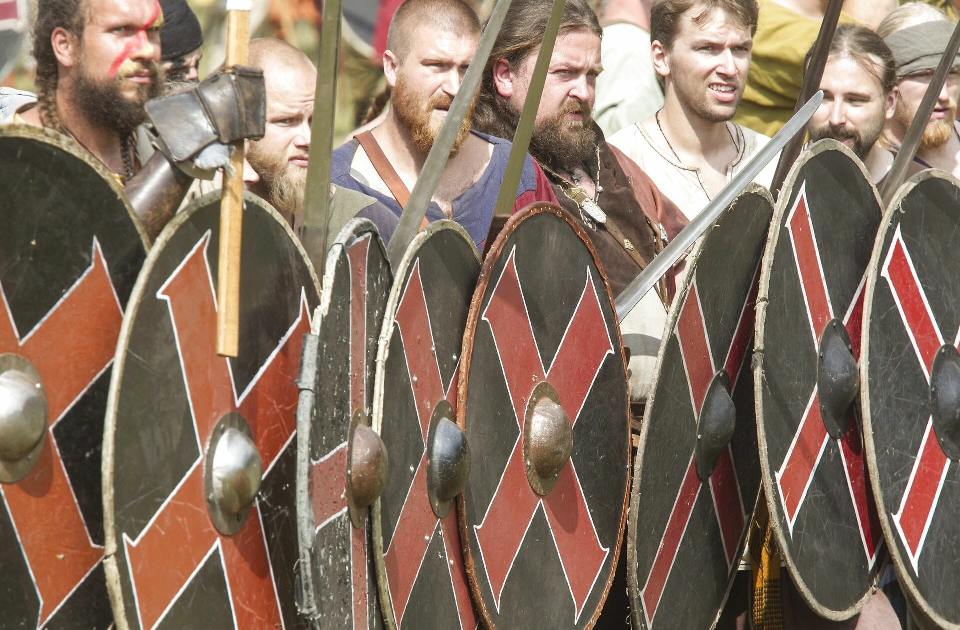 Read more about the article Vikinger blæser til kamp mod racisme