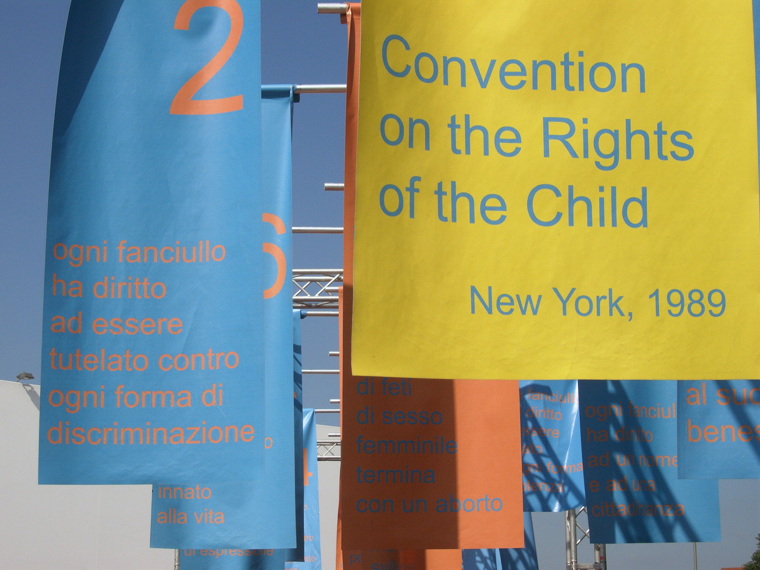 Read more about the article FAKTA: Konventionen der sikrer børns rettigheder