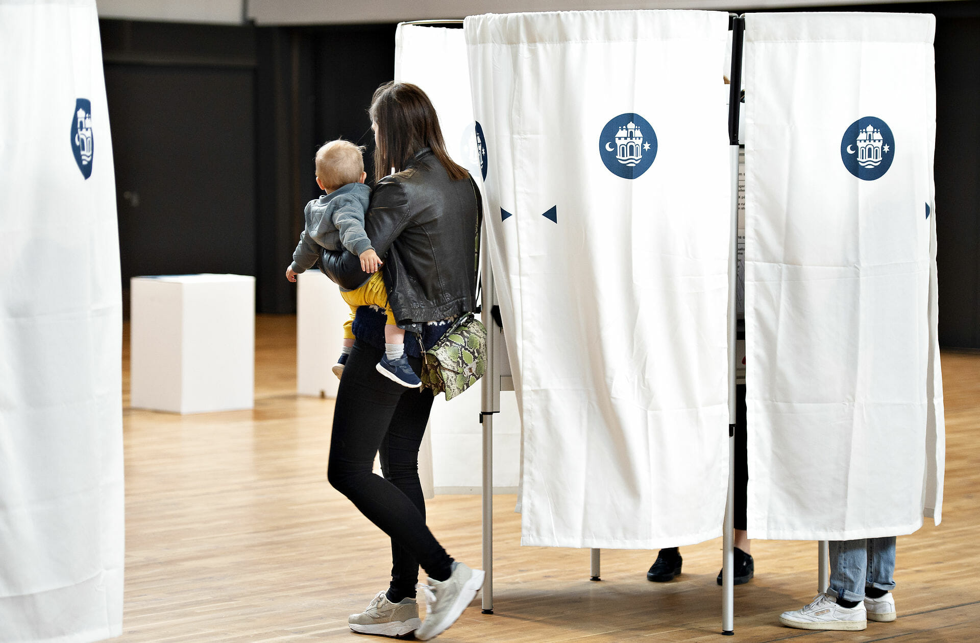 Read more about the article FAKTA: Bliv klogere på en valgstedsmåling / exit poll