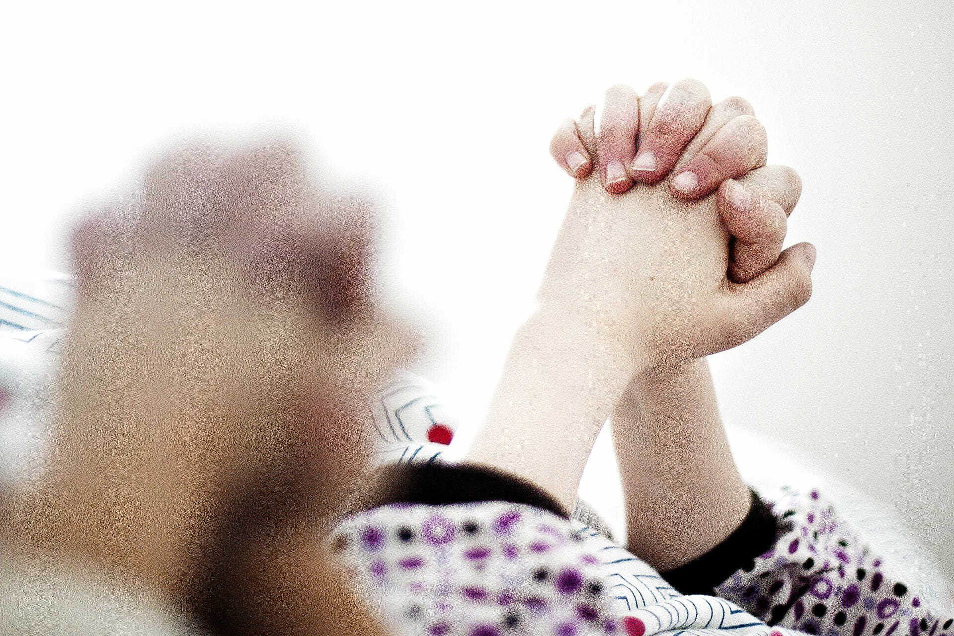 Read more about the article Mange beder stadig bøn – bare ikke til gud