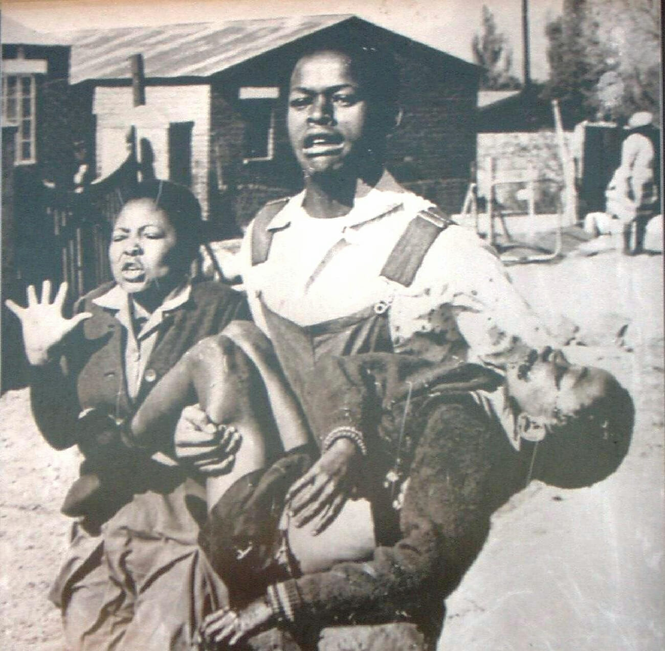 Read more about the article Opstanden i Soweto for 40 år siden banede vej for Mandela
