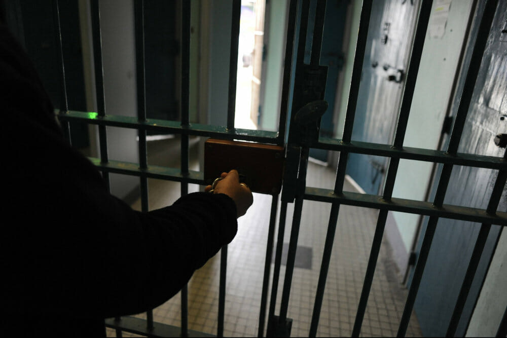 Read more about the article FAKTA: Kriminelle kan komme på ret kurs uden fængsel
