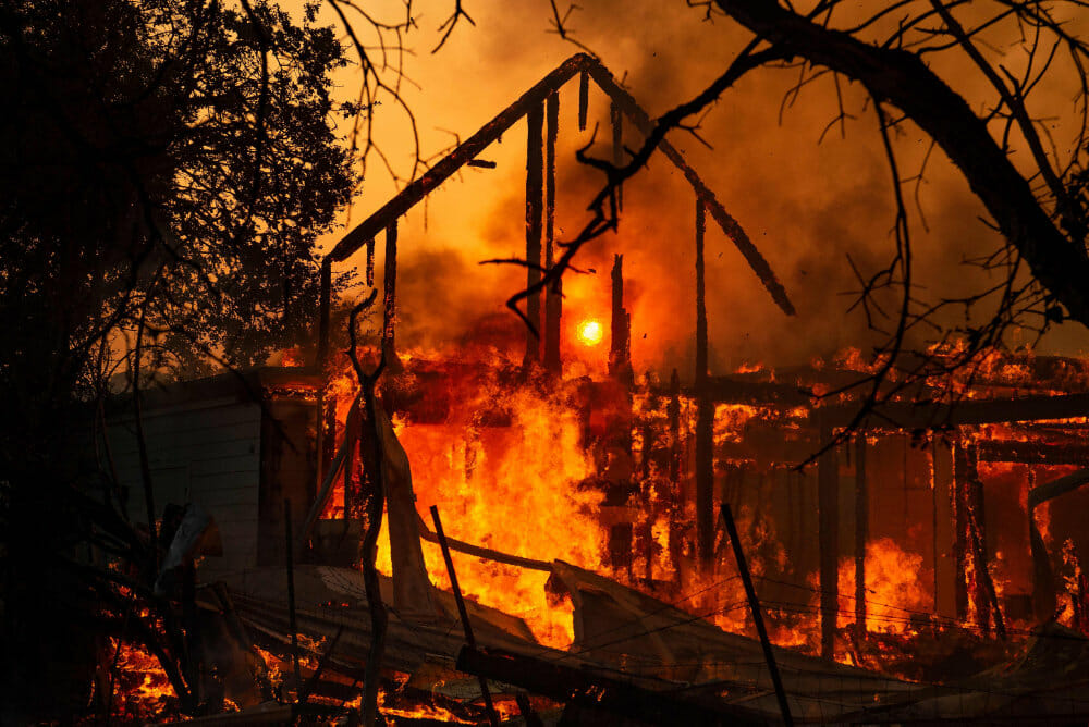 Read more about the article Californien igen i krise under kæmpebrande