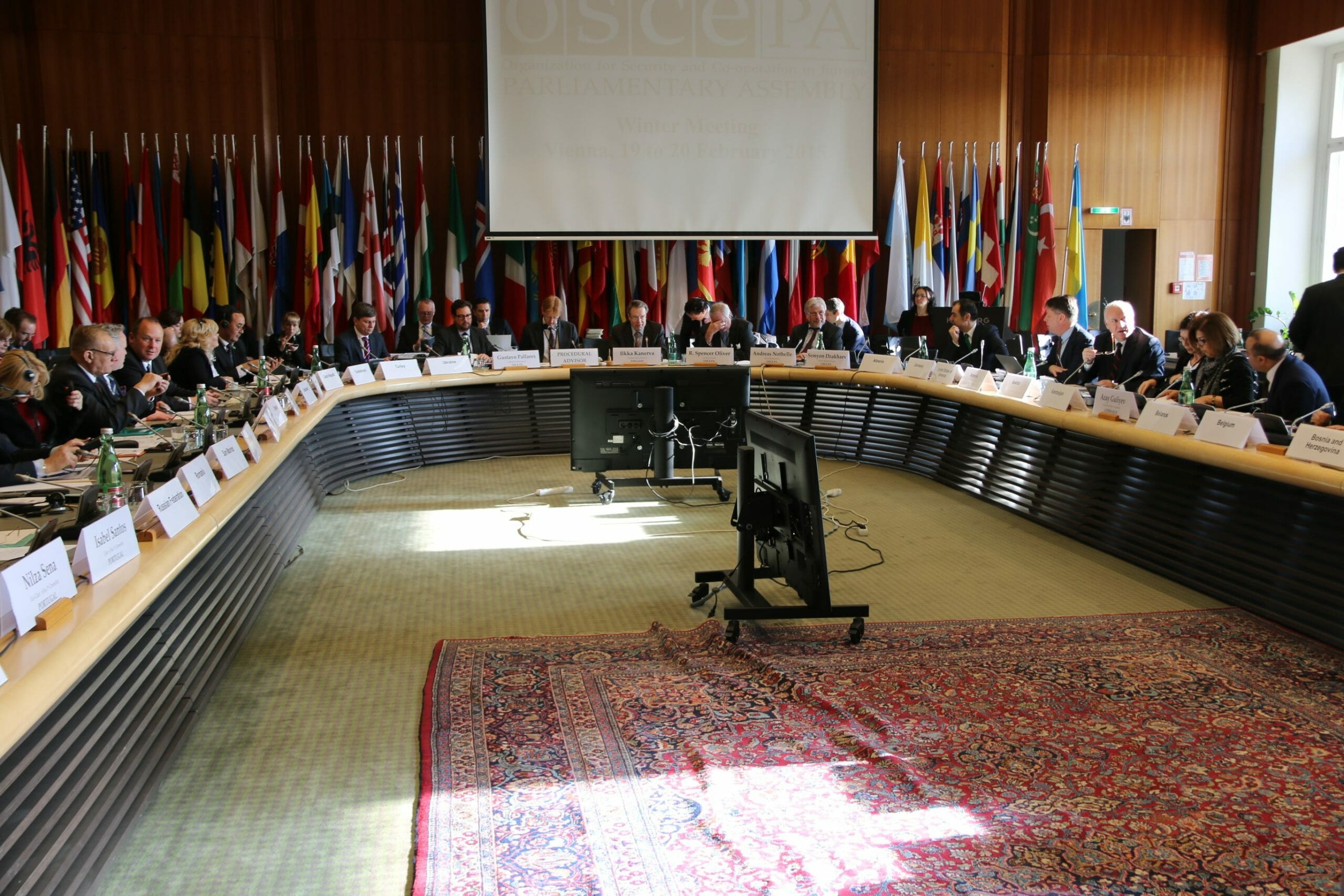 Read more about the article FAKTA: OSCE rykker ud til verdens brændpunkter