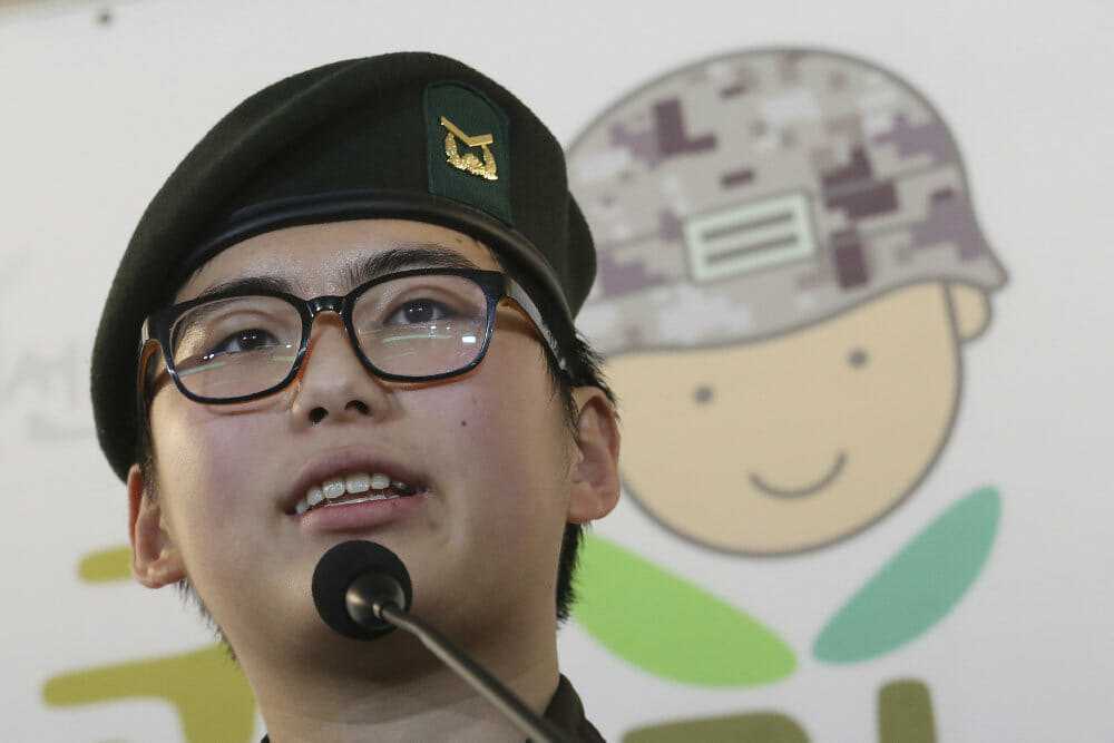 Read more about the article Transkønnet soldats død vækker harme i Sydkorea