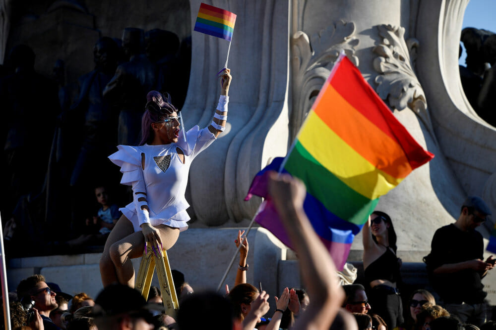 Read more about the article Ungarn forbyder formidling af LGBT-materiale til børn
