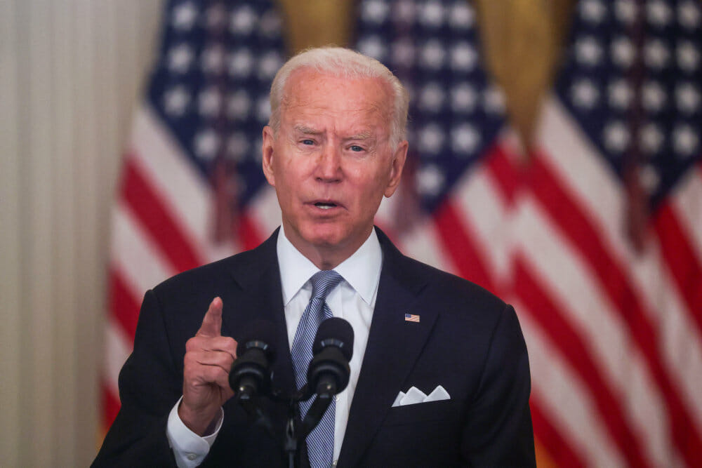 Read more about the article Biden forsvarer kaotisk militær tilbagetrækning i Afghanistan