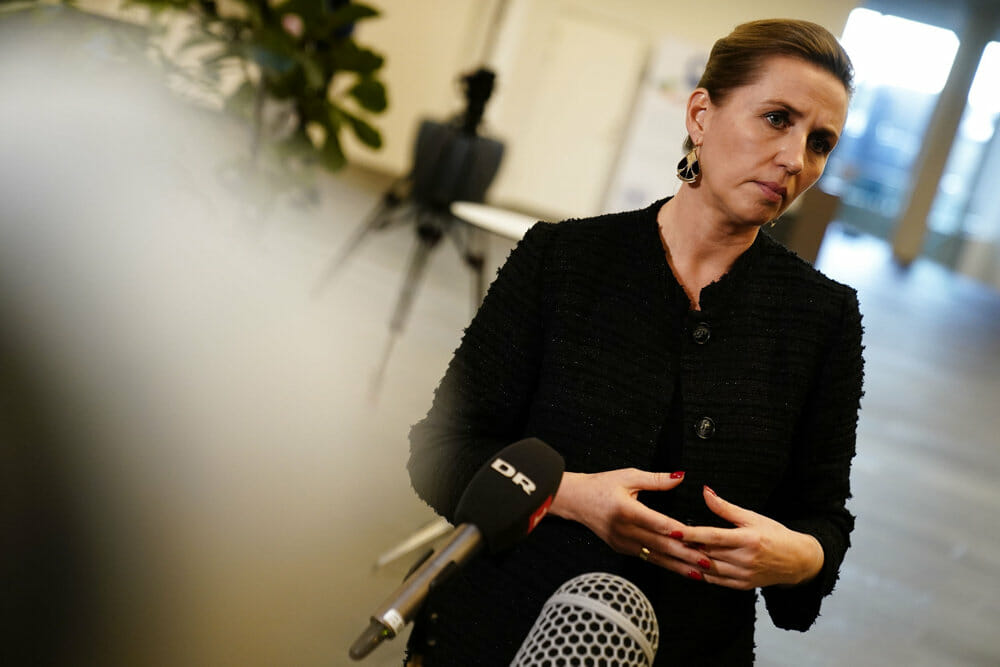 Read more about the article Minksagen: Statsministeren holder tæt om slettede sms’er