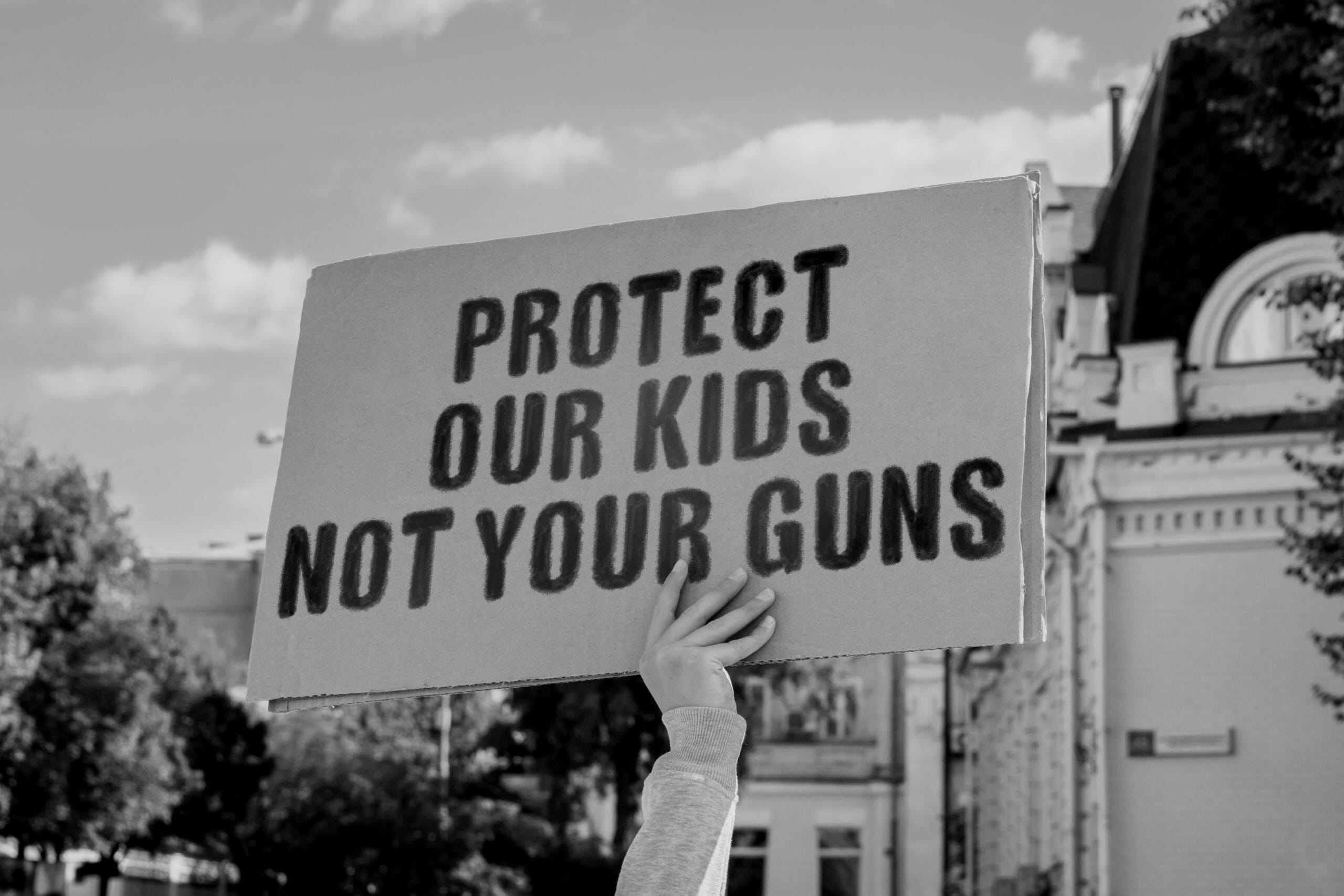 Read more about the article Over 1000 børn under 11 år dræbt eller såret af skud i USA i år