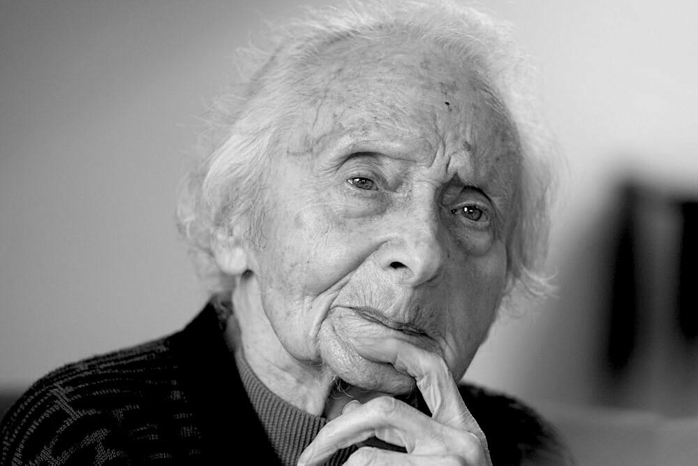 Read more about the article Holocaust-overleveren Arlette Andersen er død i en alder af 98 år