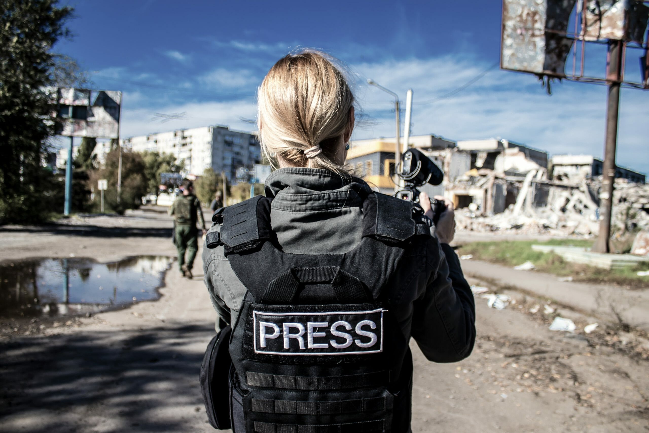 Read more about the article UNESCO-rapport: I 2022 blev en journalist dræbt hver fjerde dag