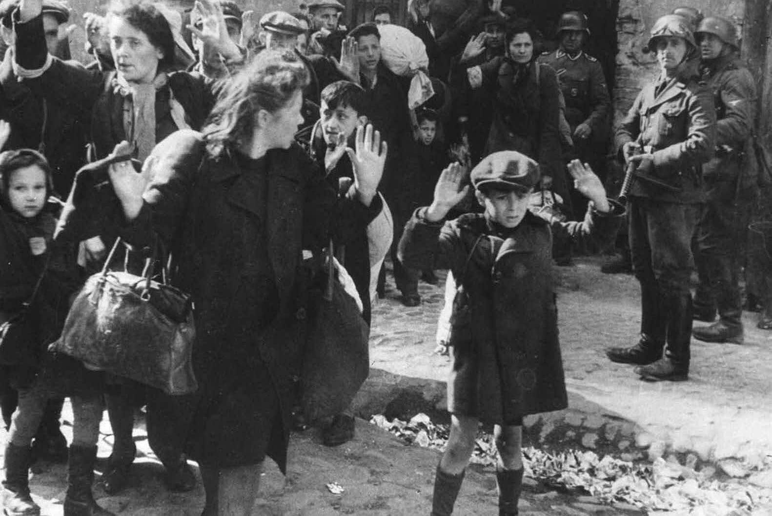 Read more about the article De overlevende mindes opstanden i den jødiske ghetto i Warszawa