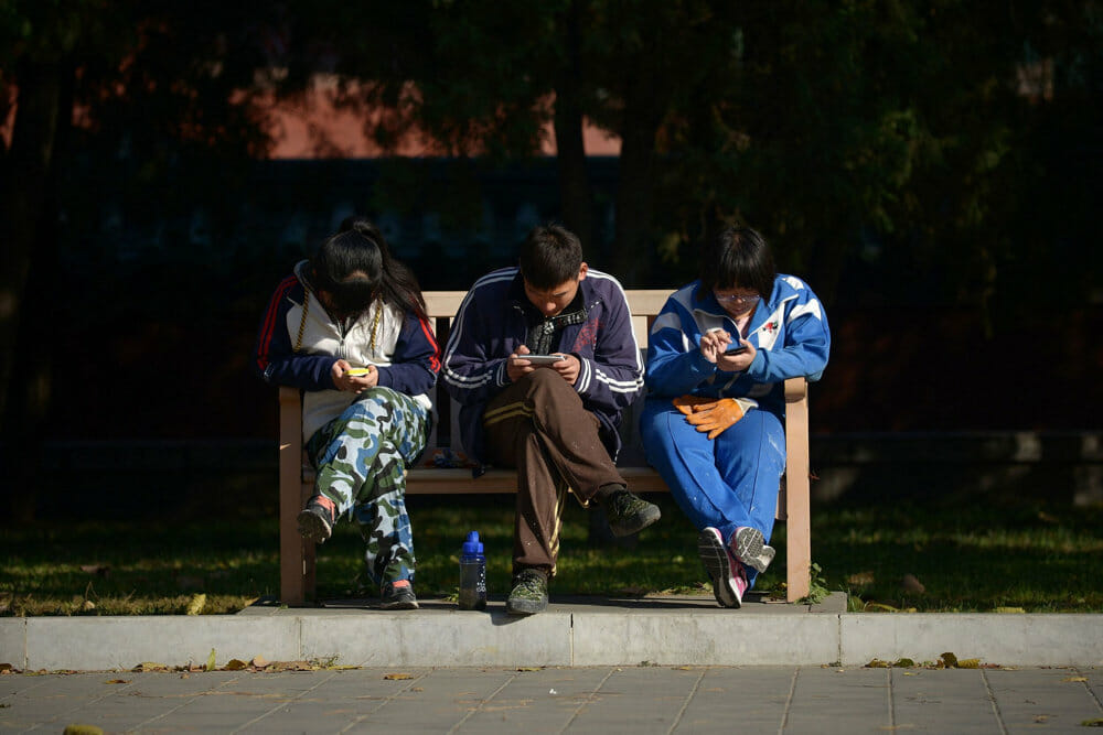 Read more about the article Kina vil begrænse børns brug af mobiler til to timer om dagen