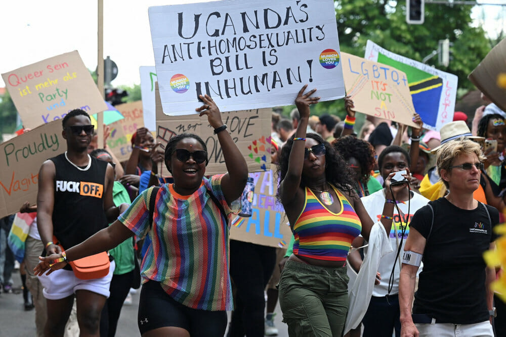 Read more about the article Verdensbank dropper nye projekter efter homofobisk lov i Uganda