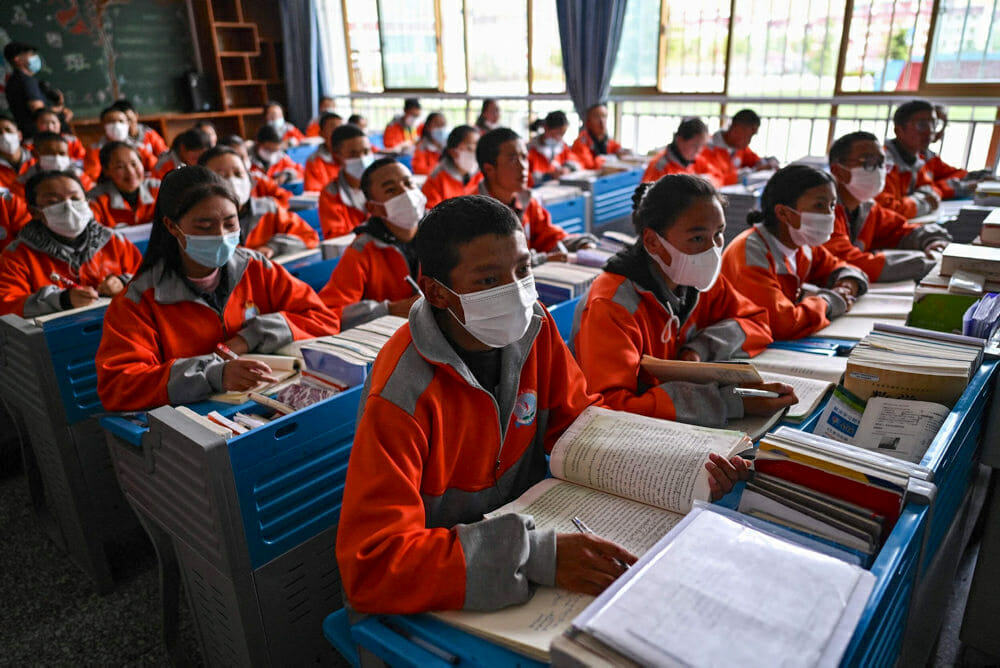 Read more about the article USA: Kina indoktrinerer tibetanske børn på kinesiske kostskoler