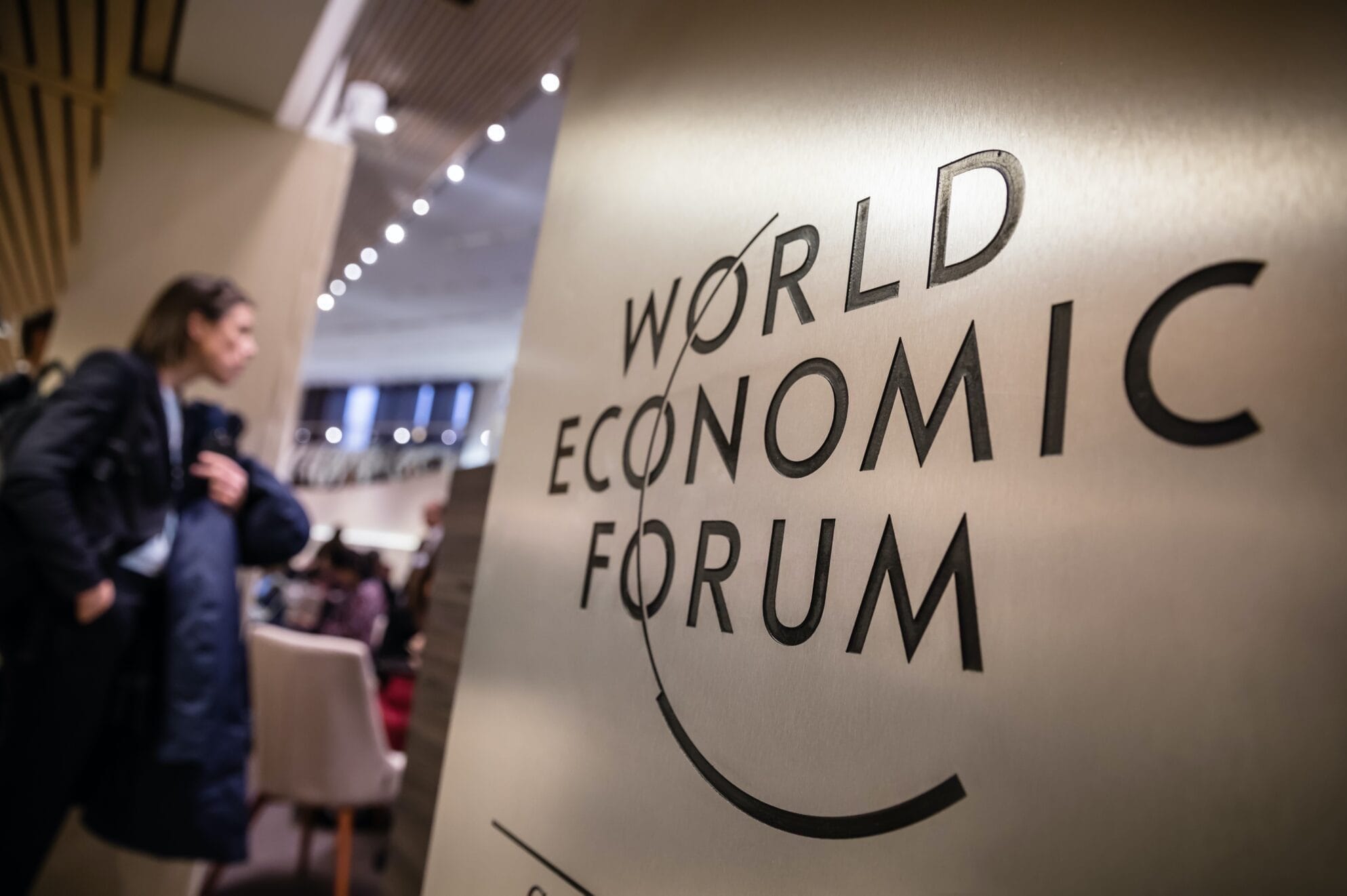 Read more about the article Udfordrende verden giver hovedbrud ved topmøde i Davos
