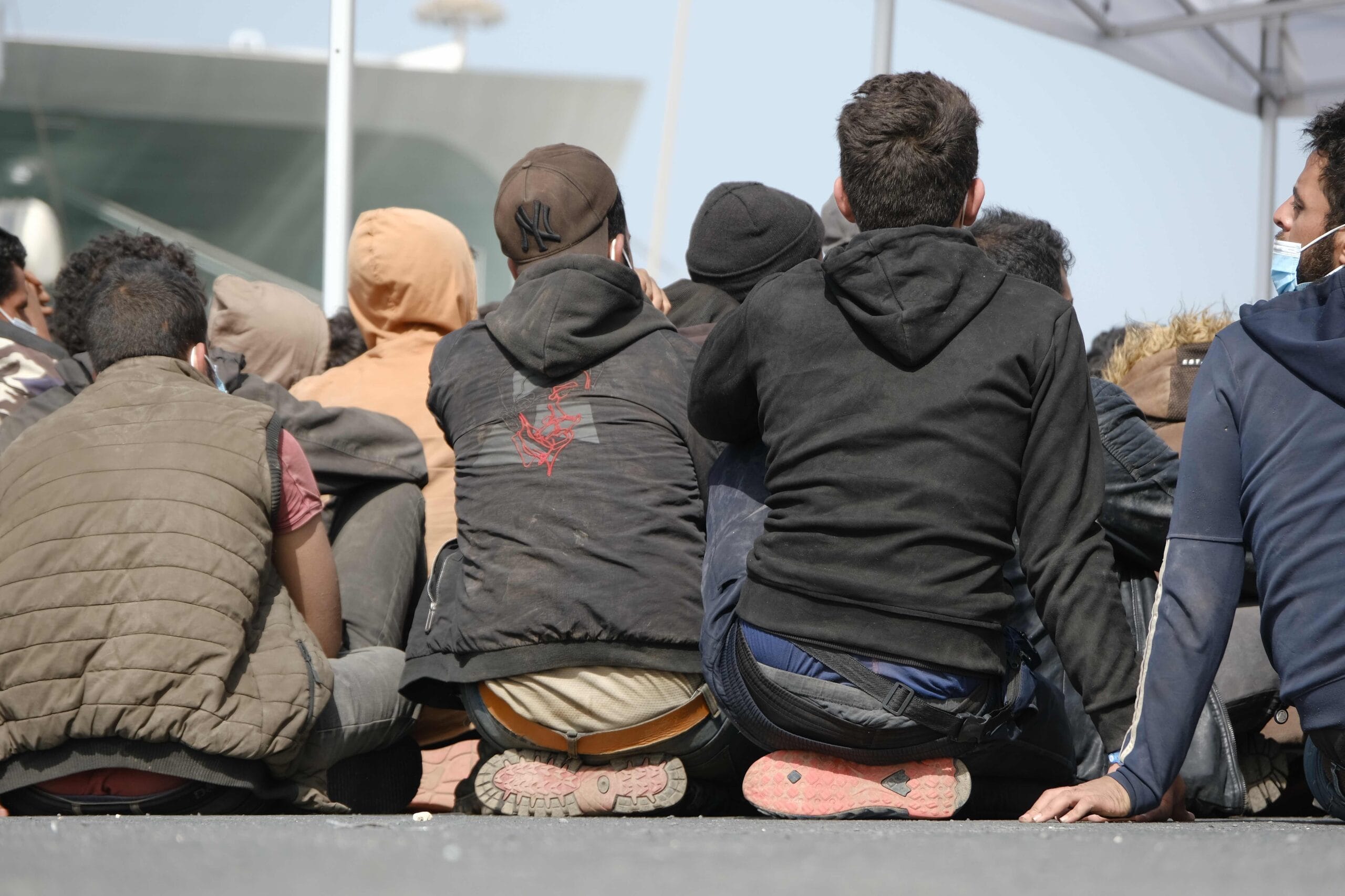Read more about the article Unge tunesere vender ryggen til håbløshed og søger mod Europa